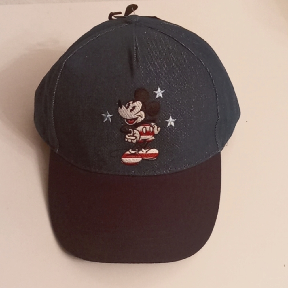 NWT Disney Mickey Mouse Patriotic Baseball Cap